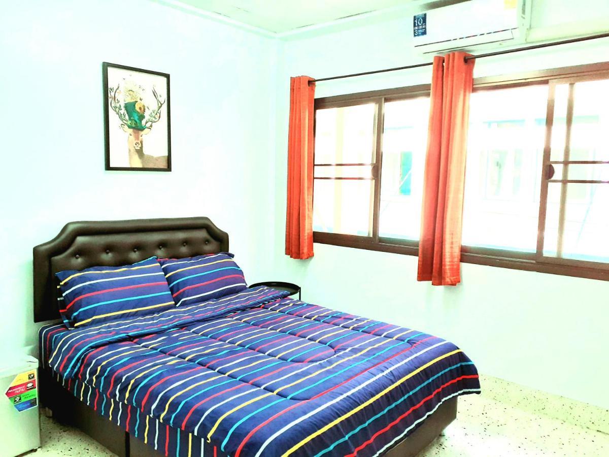 U&D Guest House Bangkok Bagian luar foto