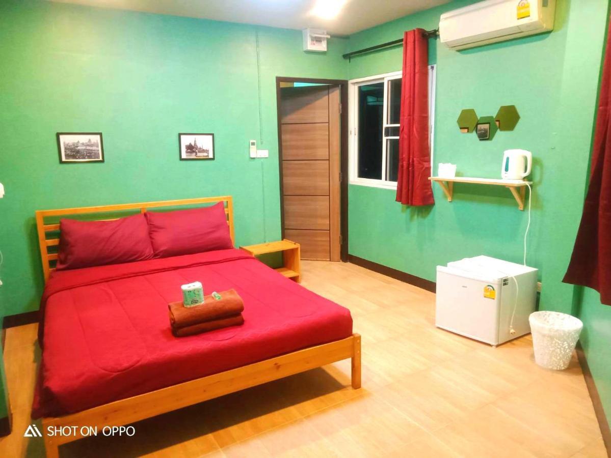 U&D Guest House Bangkok Bagian luar foto