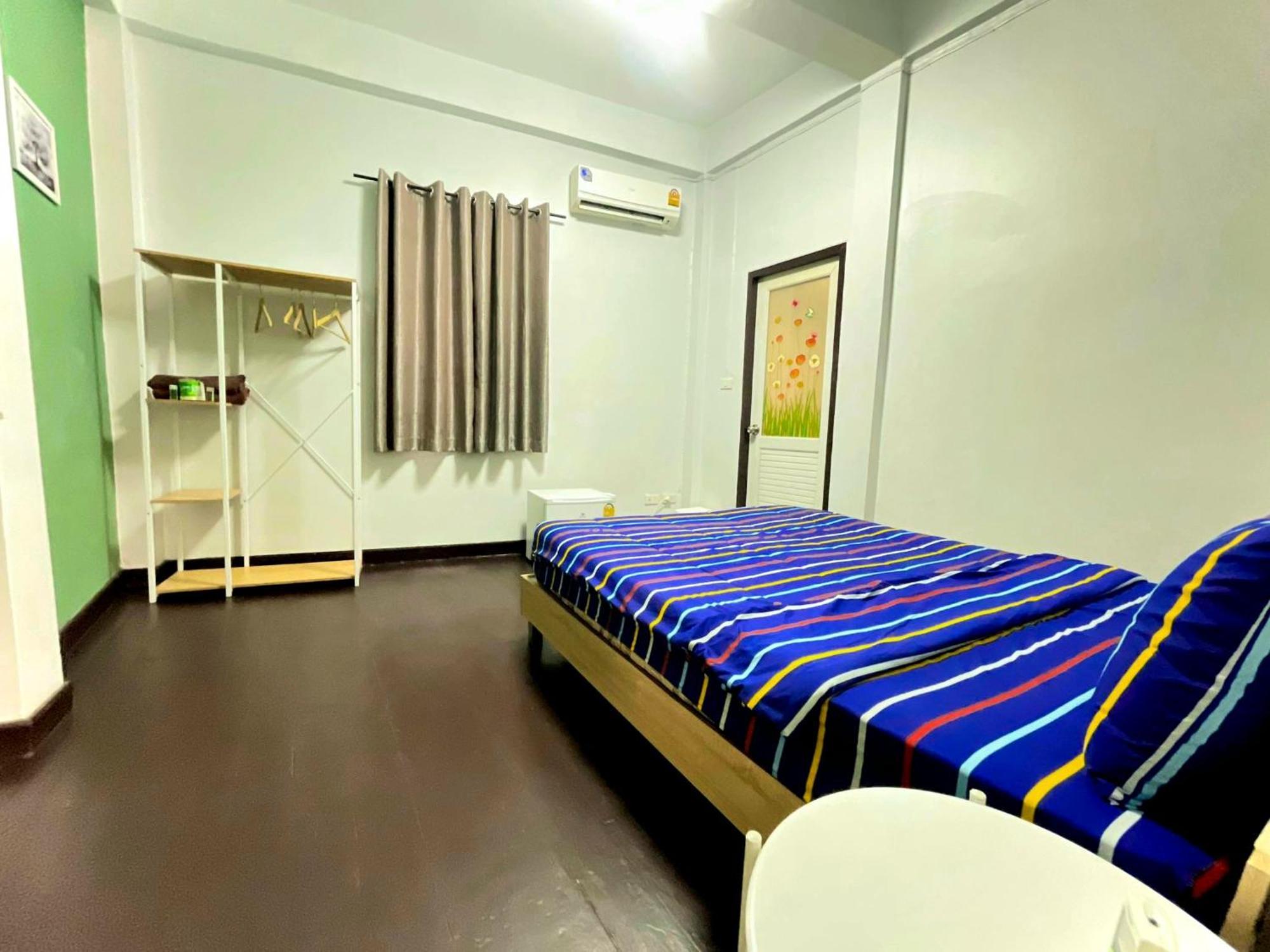 U&D Guest House Bangkok Bagian luar foto